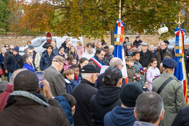 2023-11-11-Ceremonie-de-commemoration-web-site-2590