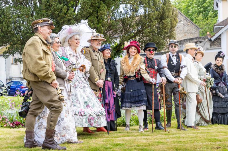 2024-04-28-Costumes-extraordinaires-site-web-0818