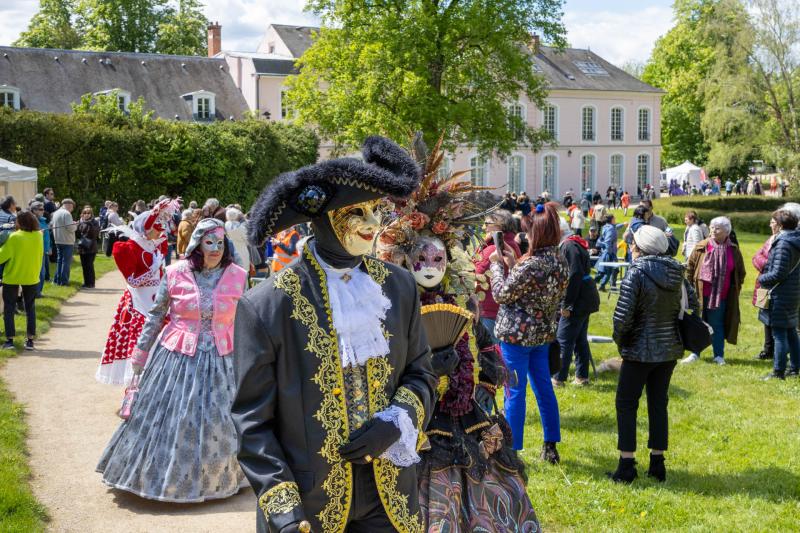 2024-04-28-Costumes-extraordinaires-site-web-0948