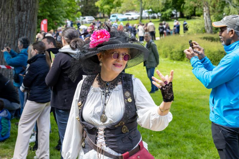 2024-04-28-Costumes-extraordinaires-site-web-0959