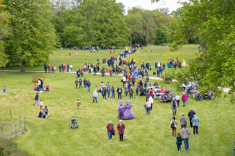 2024-04-28-Costumes-extraordinaires-site-web-1136