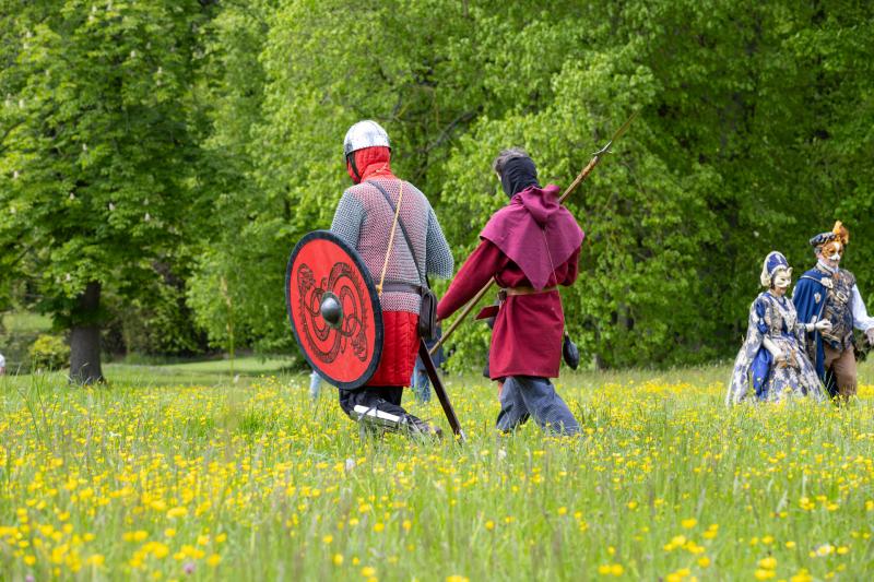 2024-04-28-Costumes-extraordinaires-site-web-1162