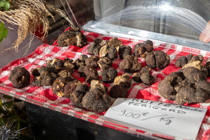 2025-12-06-07-marche-de-Noel-web-9727