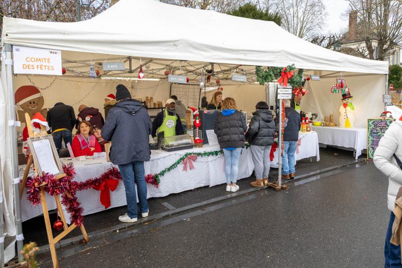 2025-12-06-07-marche-de-Noel-web-9905